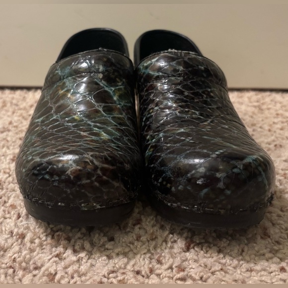 Danita Leather Snake Print Clogs, Blue/Green/Black, Size 36 - Picture 5 of 12